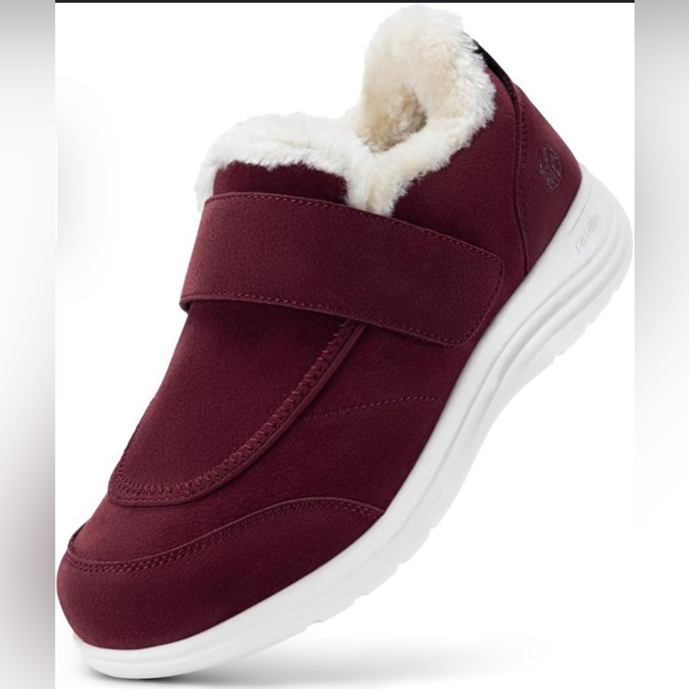 NWOT FitVille Wide Slippers for Women Diabetic Shoe